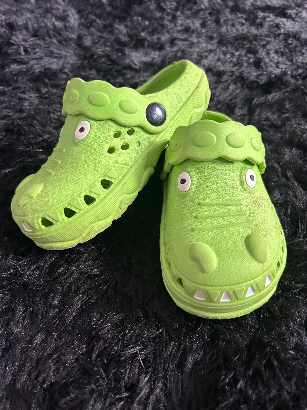 Kids Green Crocodile Slip-On Sandals with Heel Strap